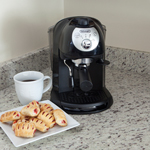 DE'LONGHI® Retro Espresso, Cappuccino and Latte Coffee Maker 